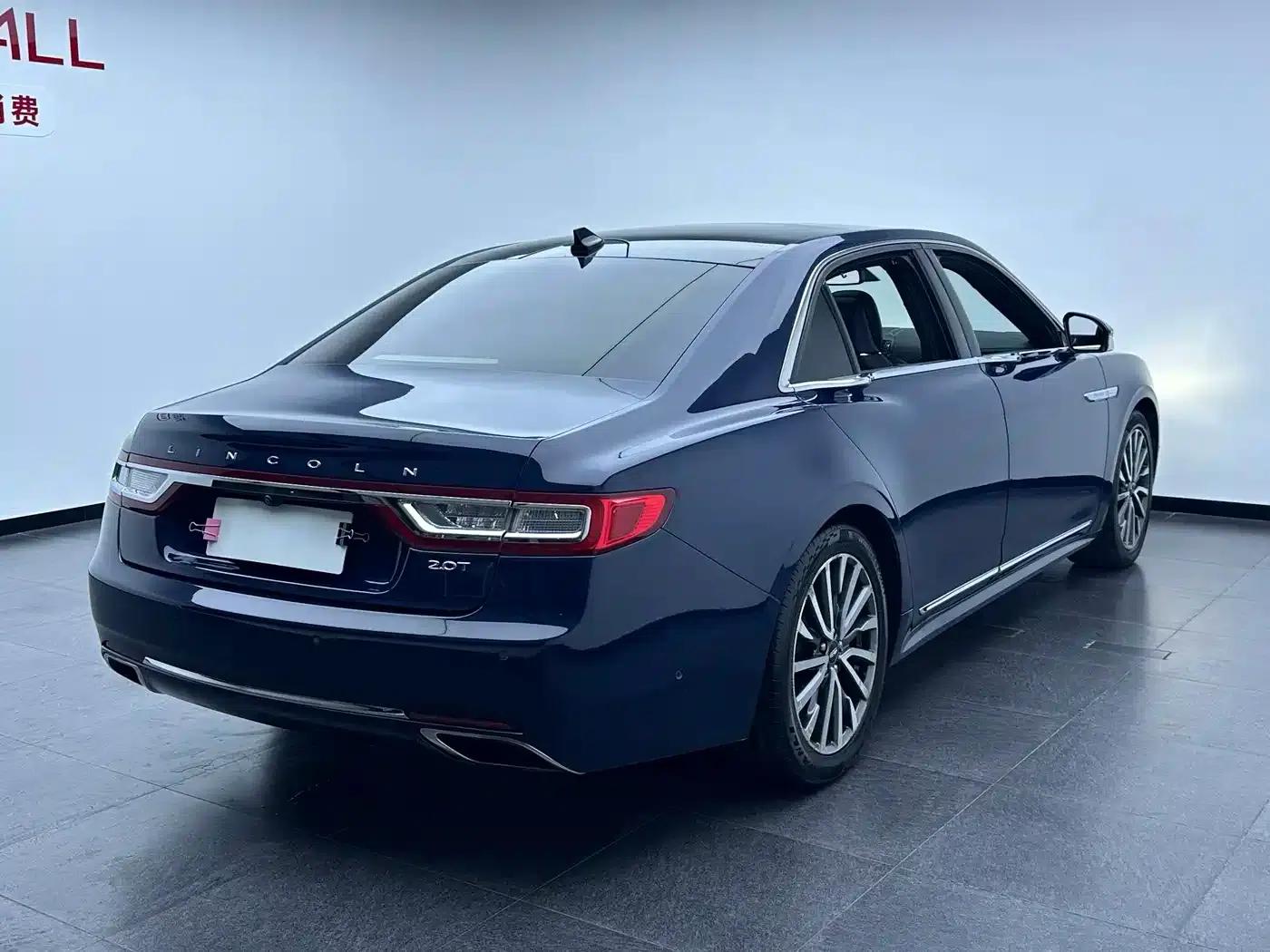 Lincoln Continental 2017 2.0T Two-Wheel Drive Premium Edition — миниатюра 4