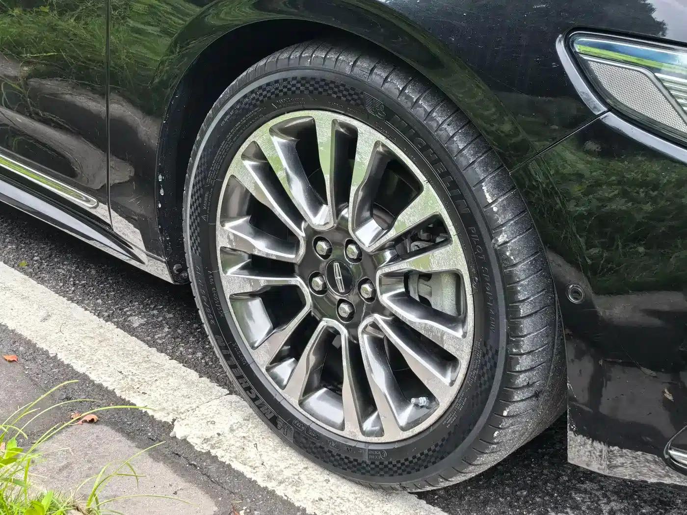 Lincoln Continental 2017 3.0T AWD Reserve — миниатюра 20