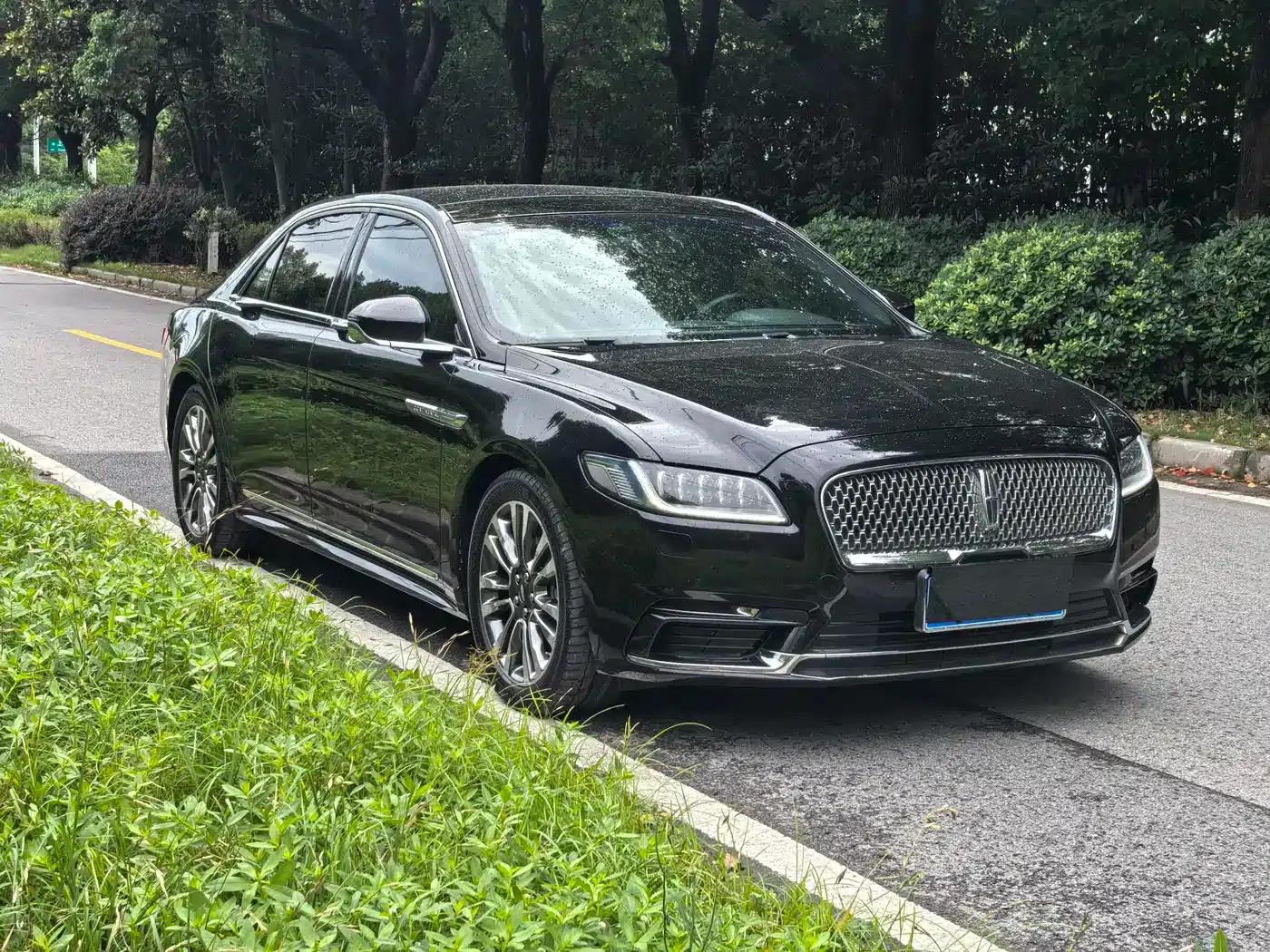 Lincoln Continental 2017 3.0T AWD Reserve — миниатюра 3