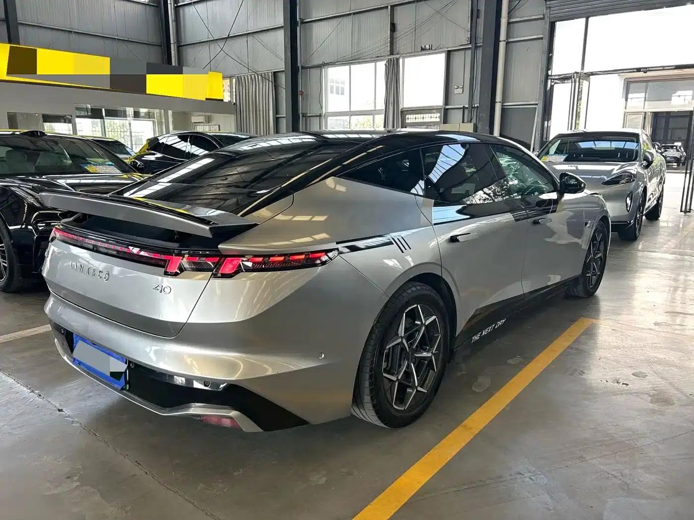 Lynk & Co Z10 2024 Model 95kWh 806km Rear-wheel Drive Intelligent Driving Max — миниатюра 6