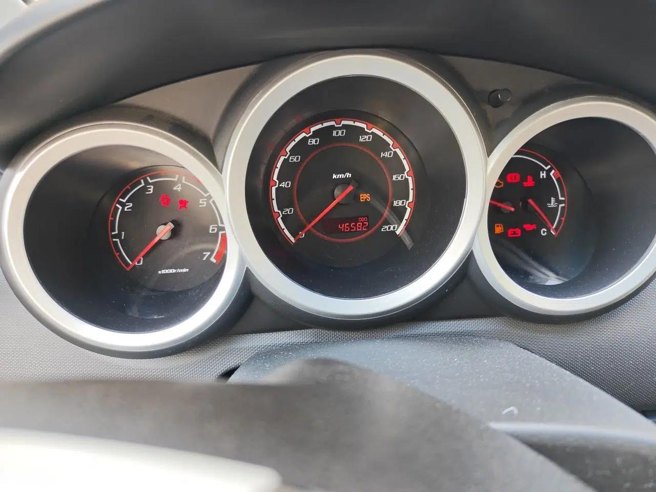 CHANGAN CX20 2014 1.4L Manual Sport Edition China V Standard — миниатюра 11
