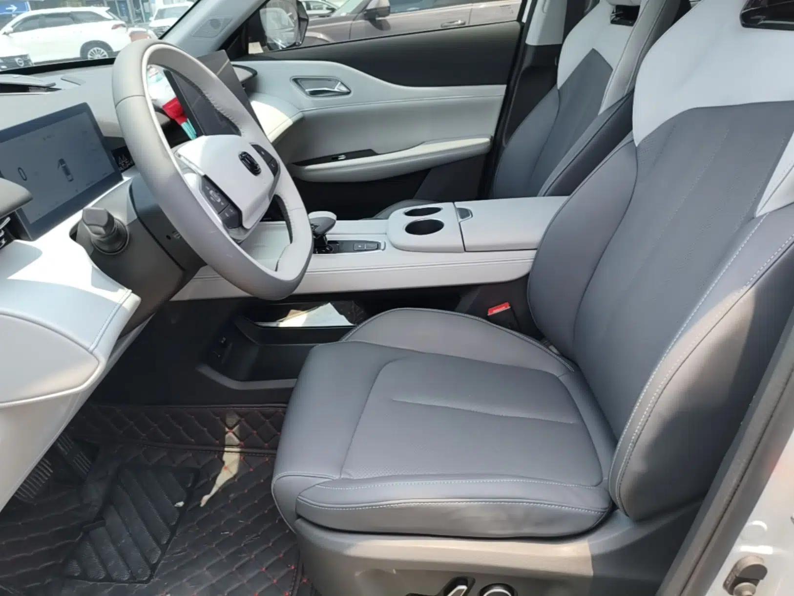 CHANGAN UNI-Z 2025 1.5T Premium Edition — миниатюра 17