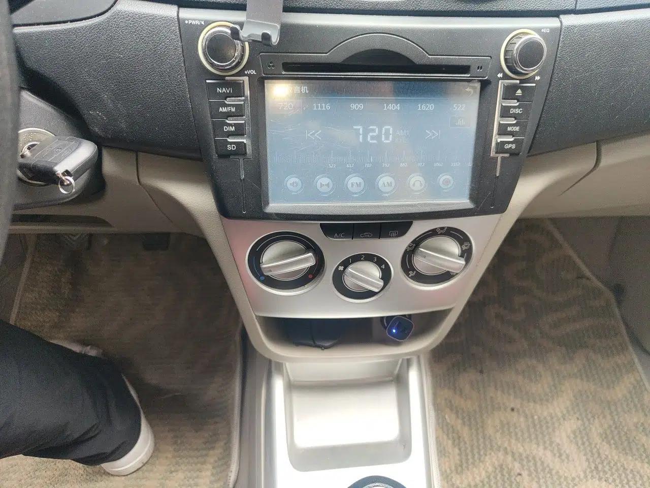 CHANGAN Alsvin V3 2012 1.3L Manual Comfort Version China IV Standard — миниатюра 13