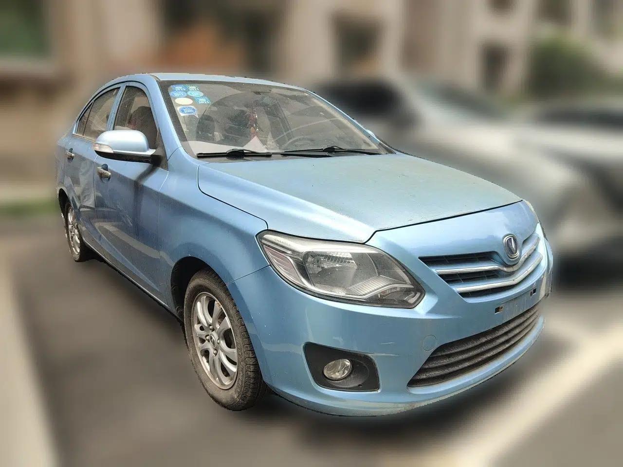 CHANGAN Alsvin V3 2012 1.3L Manual Comfort Version China IV Standard — миниатюра 3