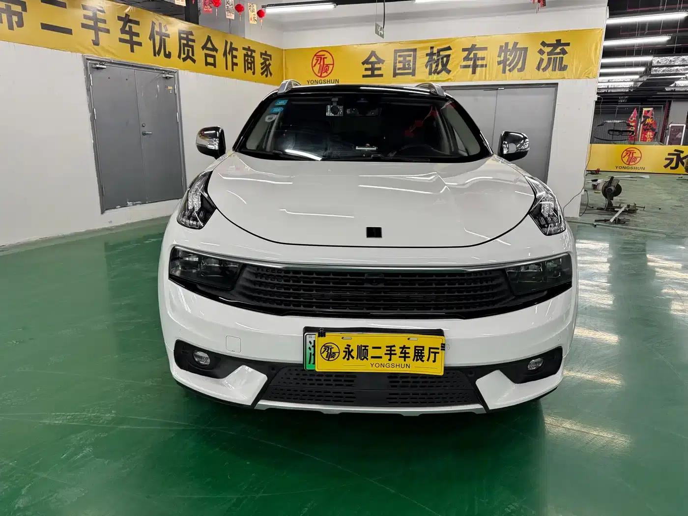 Lynk & Co 01 EM-P 2018 1.5T PHEV Pro (National V Emission Standard) — миниатюра 2