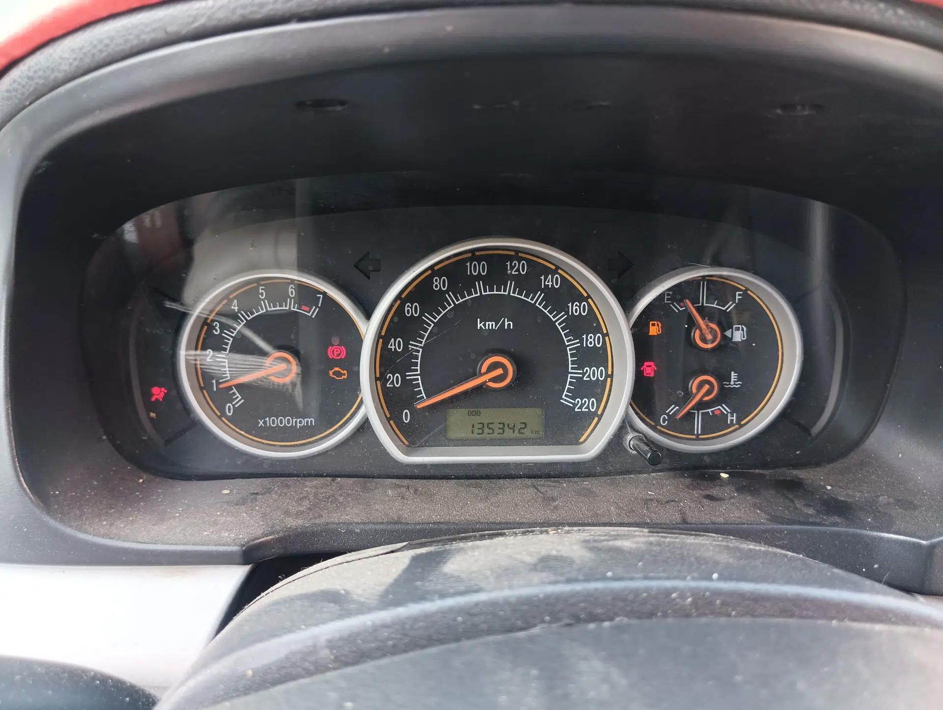 CHANGAN Alsvin 2012 Sedan 1.5L Manual Luxury Model — миниатюра 11