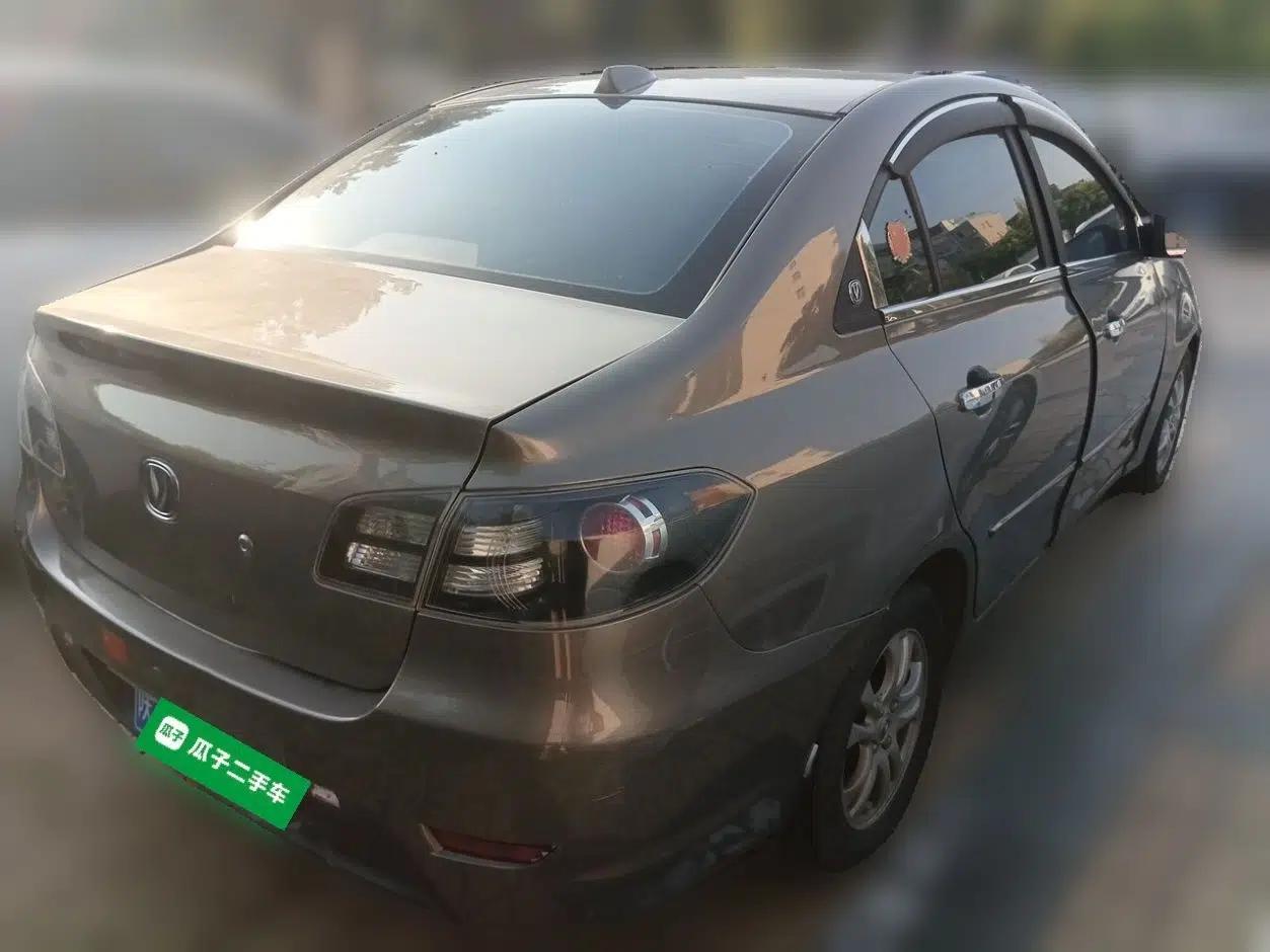 CHANGAN Alsvin 2012 Sedan 1.5L Manual Luxury Model — миниатюра 6