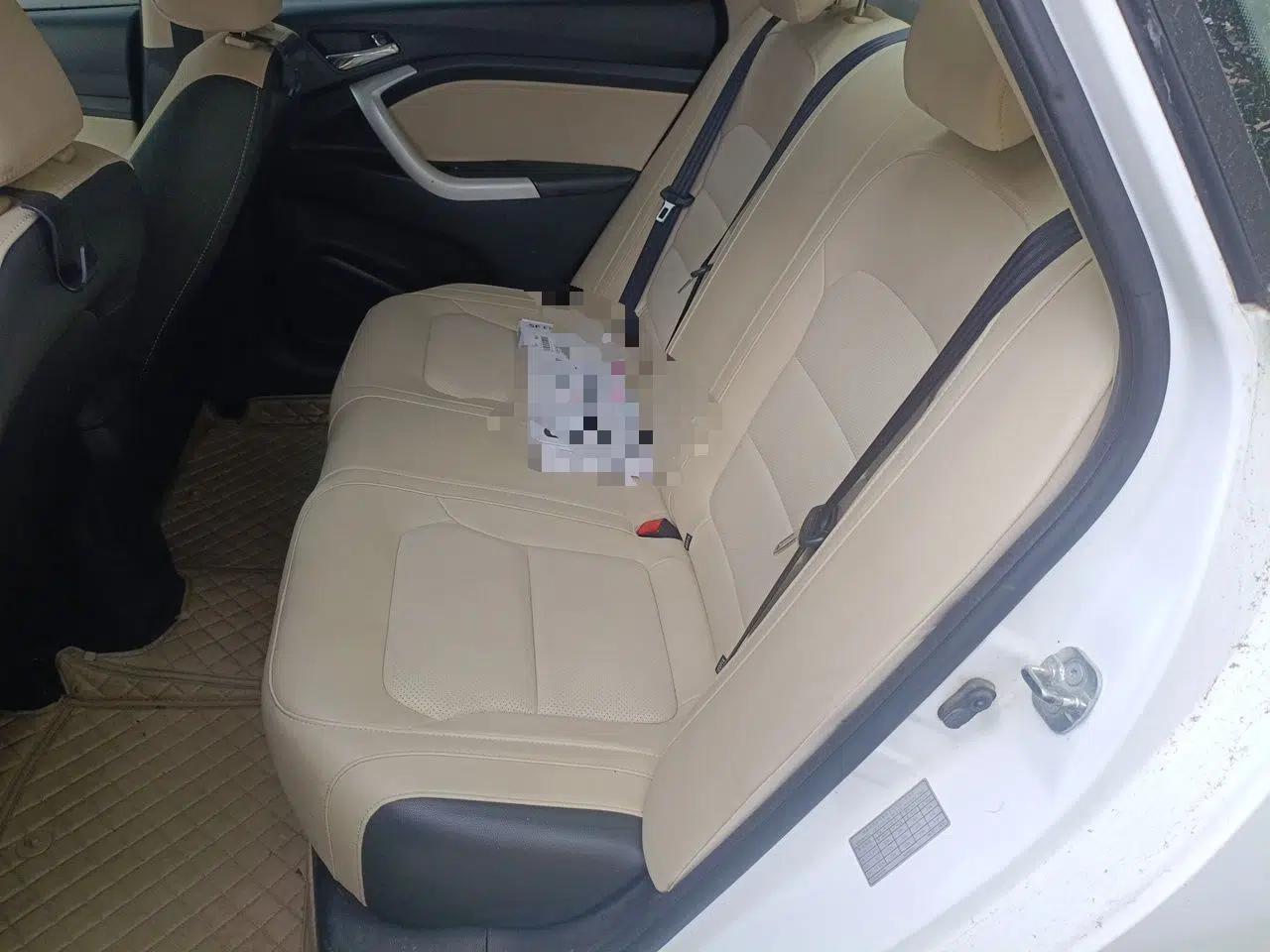 CHANGAN Alsvin V7 2015 1.6L Manual Enjoyment Model China IV Standard — миниатюра 17