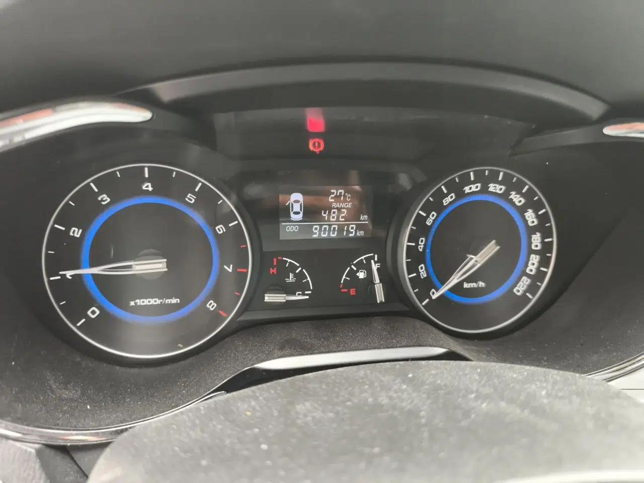 CHANGAN Alsvin V7 2015 1.6L Manual Enjoyment Model China V Standard — миниатюра 12