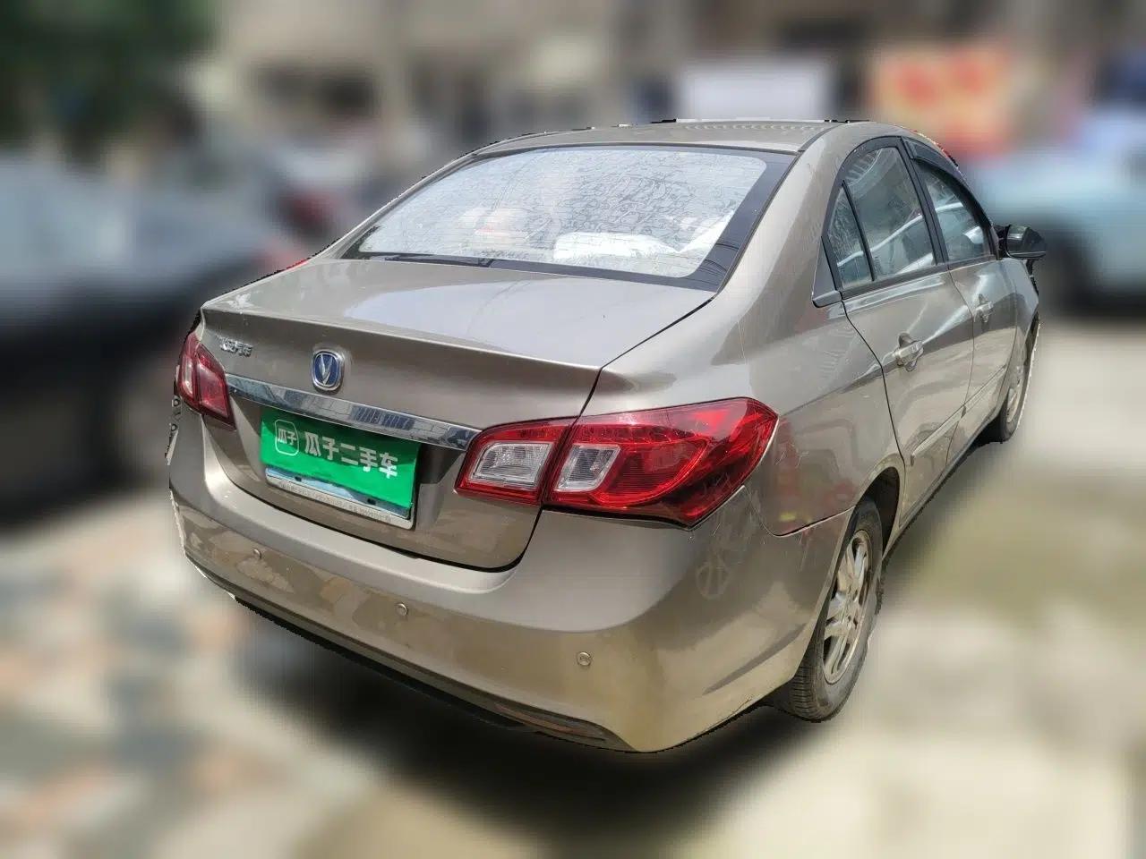 CHANGAN Alsvin V5 2012 1.5L Manual Dream Edition — миниатюра 6
