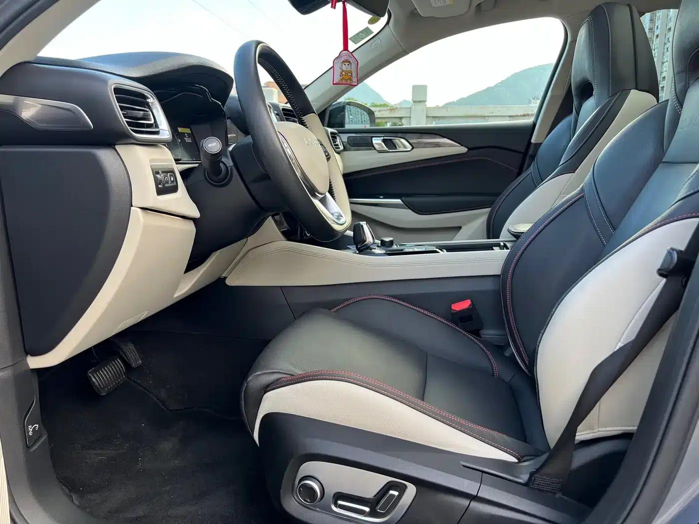 Lynk & Co 02 PHEV 2019 1.5T Pro — миниатюра 12