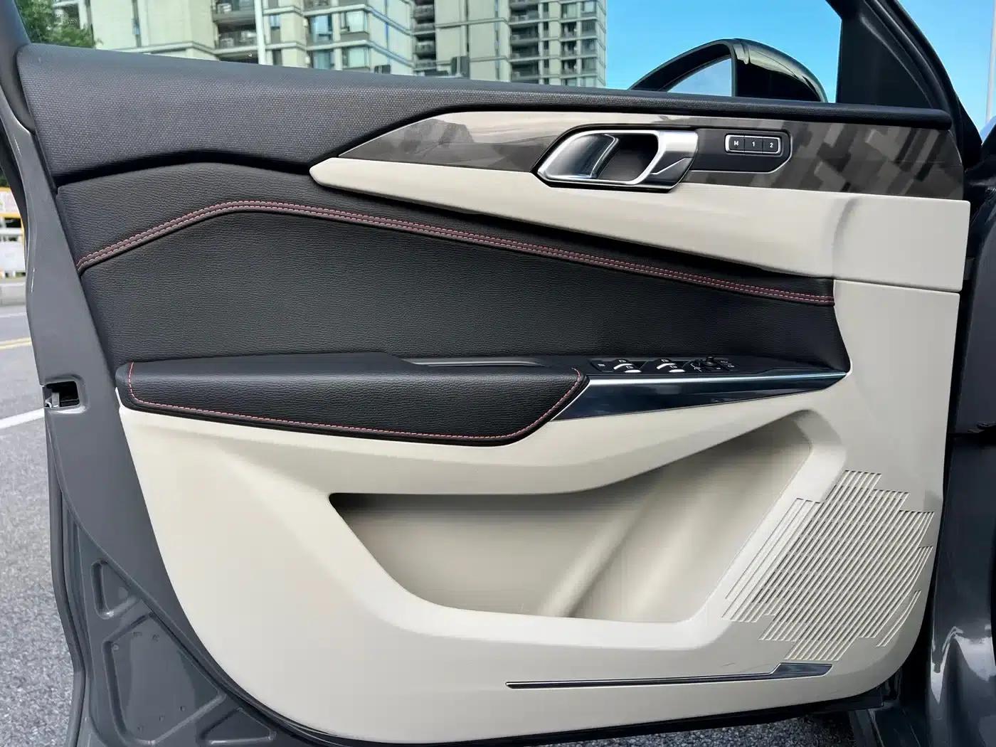Lynk & Co 02 PHEV 2019 1.5T Pro — миниатюра 10
