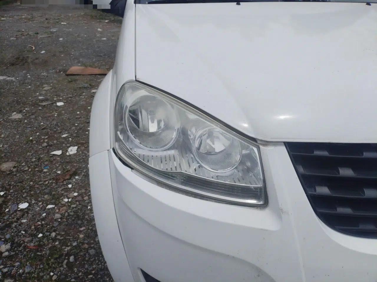 Great Wall Wingle 5 2011 2.4L Executive Edition Luxury Model Four-Wheel Drive Big Double Cab — миниатюра 7