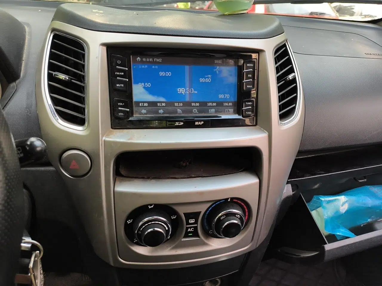 Great Wall M4 2012 1.5L Manual Luxury Version — миниатюра 13
