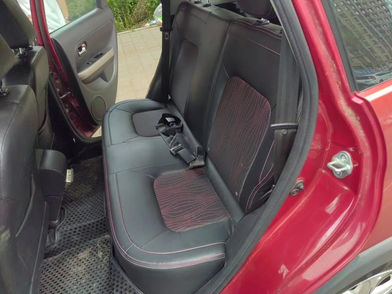 Great Wall M4 2012 1.5L Manual Luxury Version — миниатюра 17
