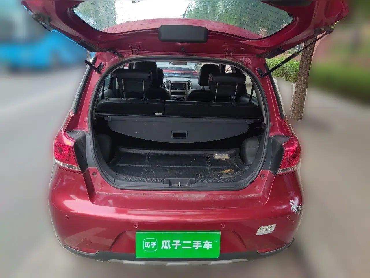 Great Wall M4 2012 1.5L Manual Luxury Version — миниатюра 19