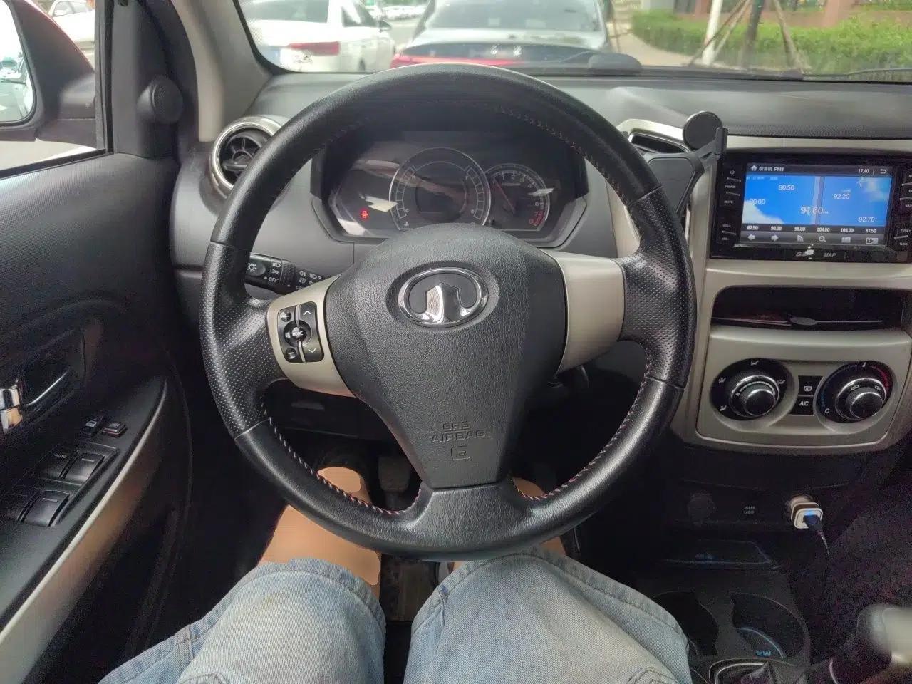 Great Wall M4 2012 1.5L Manual Luxury Version — миниатюра 10