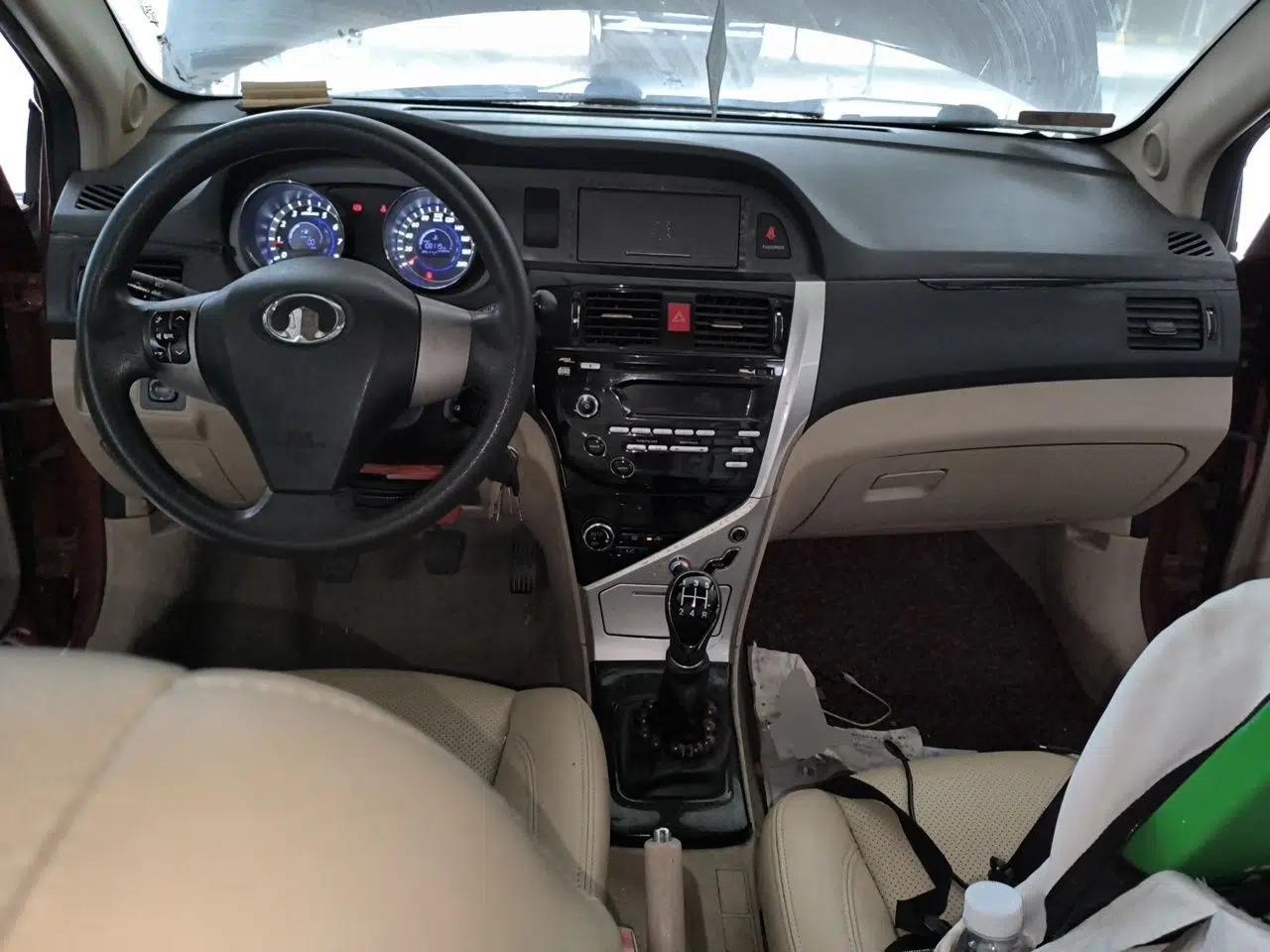 Great Wall C30 2013 1.5L Manual Luxury Model — миниатюра 9