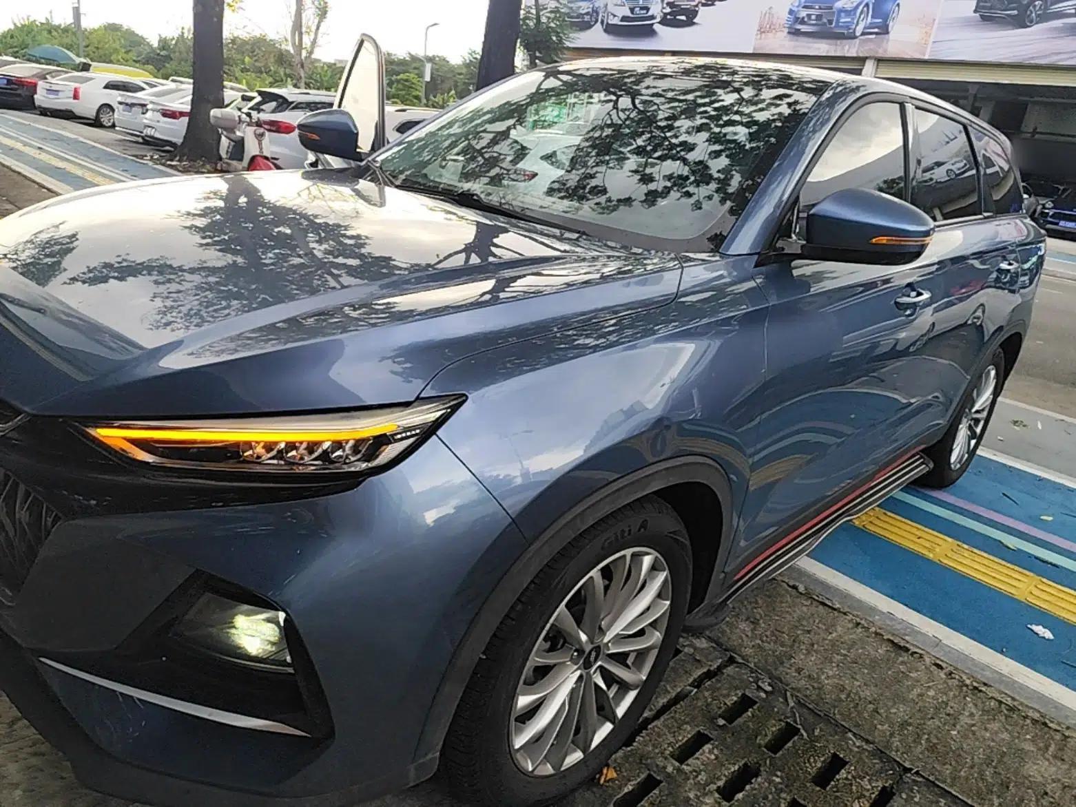 CHANGAN OSHAN X7 PLUS 2022 1.5T Blue Whale Edition Automatic Luxury Trim — миниатюра 1