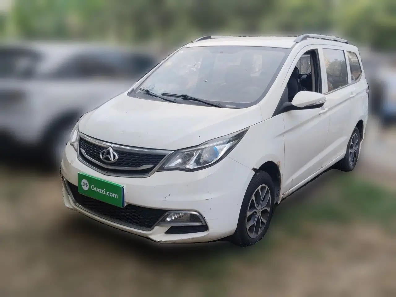 CHANGAN KAICHENG Oushang A600 2017 1.5L Manual Standard Edition — миниатюра 1