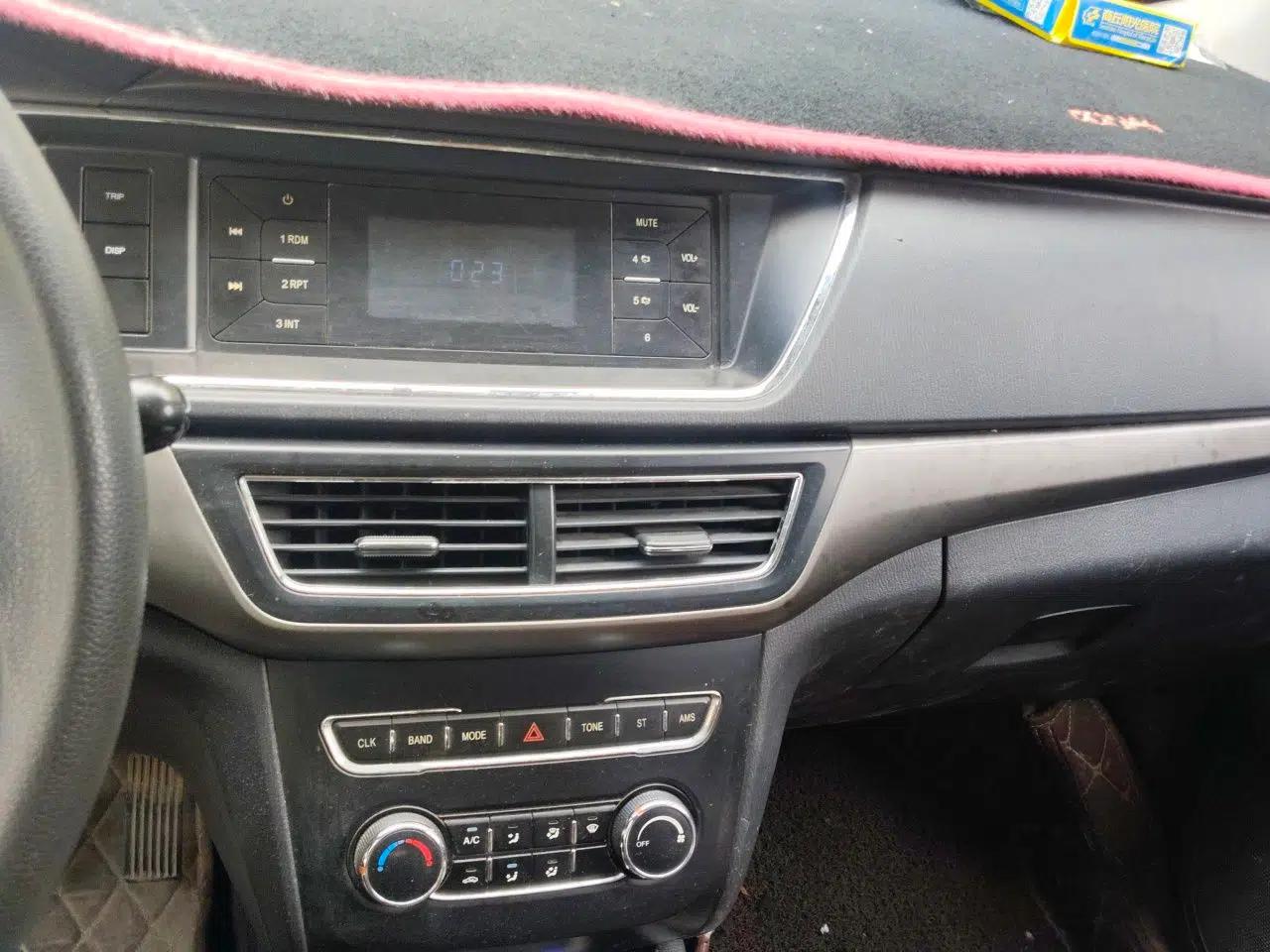 CHANGAN KAICHENG Oushang A600 2017 1.5L Manual Standard Edition — миниатюра 13