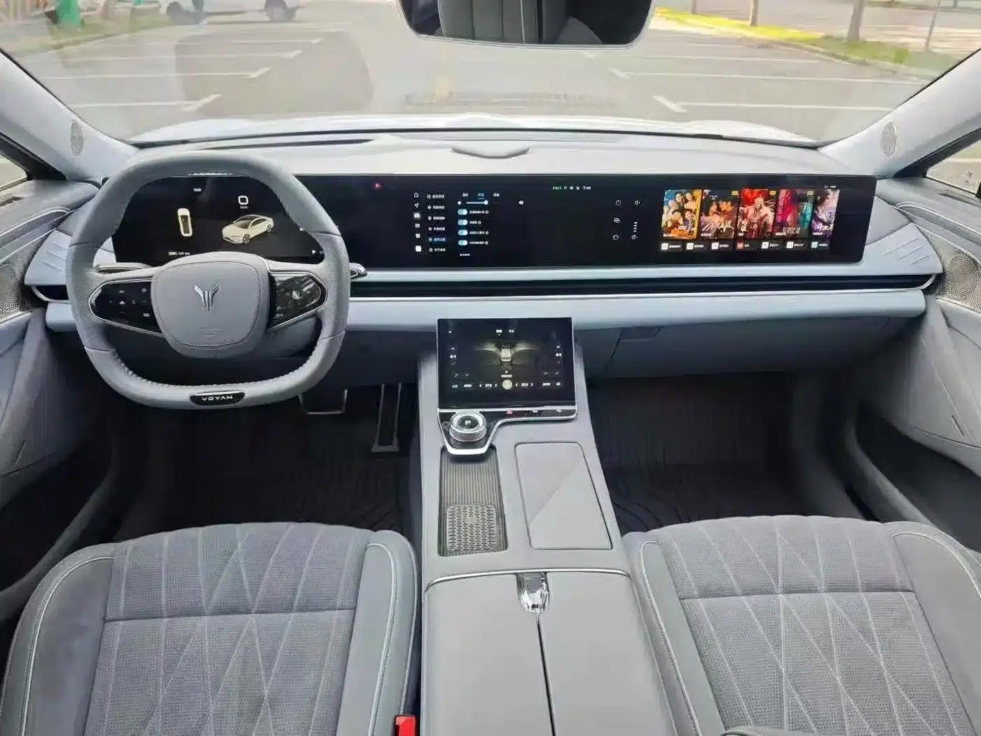 Voyah Chasing Light 2023 AWD Flagship Edition — миниатюра 5