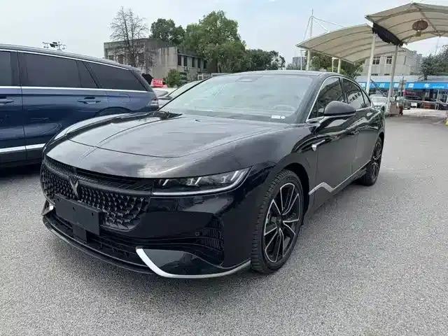 Voyah Chasing the Light 2024 PHEV AWD Long Range Flagship Edition