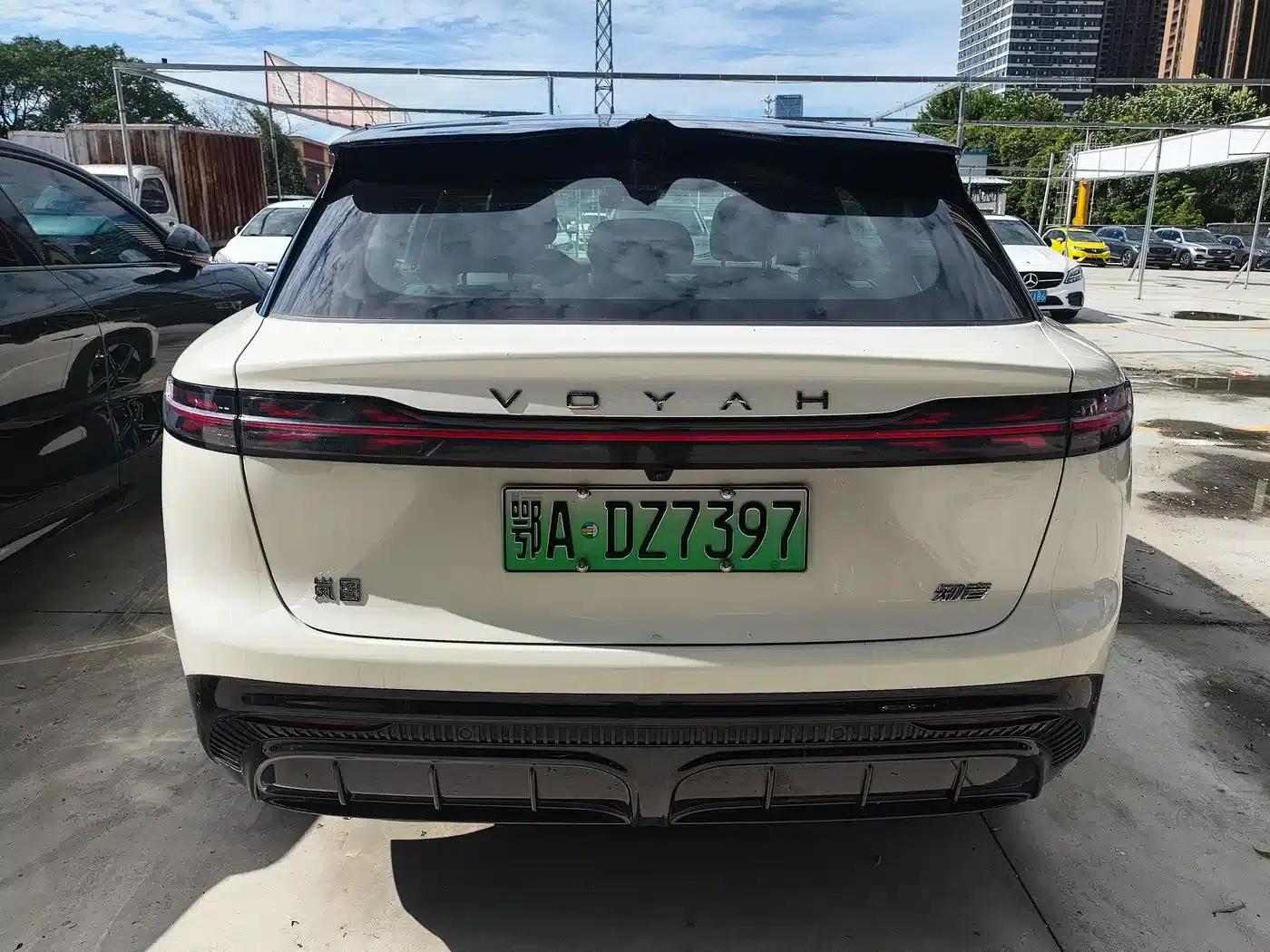 Voyah 2024 Long Range Supercharging Edition — миниатюра 6