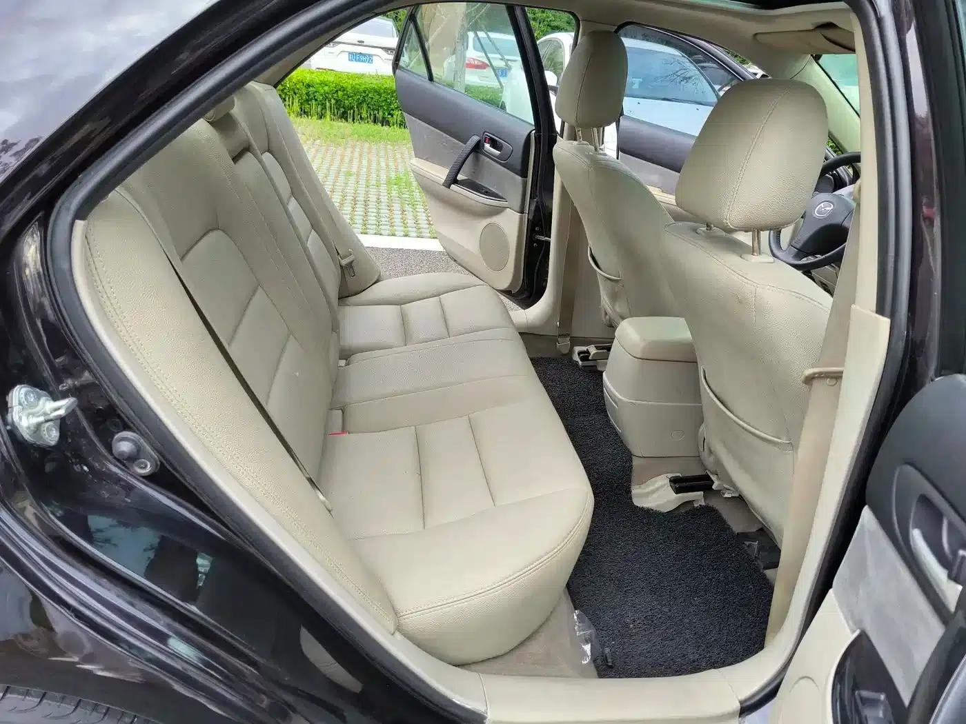 Mazda 6 2011 2.0L Automatic Fashion Edition — миниатюра 10