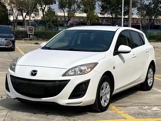 Mazda3 Axela 2012 Hatchback 1.6L Manual Comfort