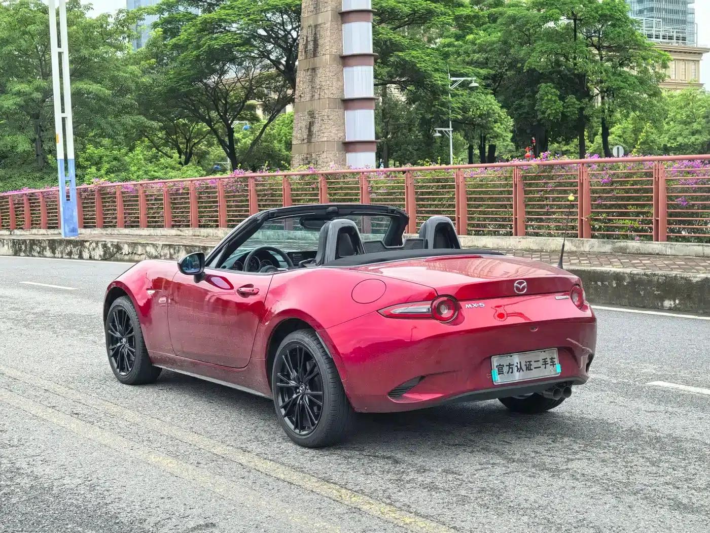 Mazda MX-5 2025 2.0L Manual — миниатюра 14