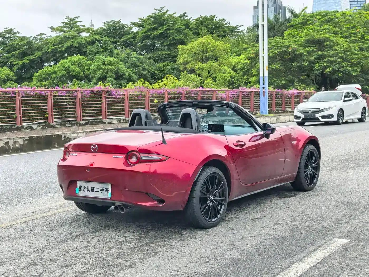 Mazda MX-5 2025 2.0L Manual — миниатюра 16