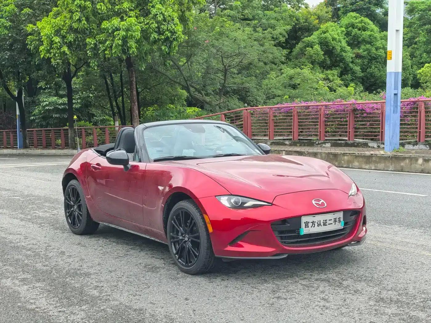 Mazda MX-5 2025 2.0L Manual — миниатюра 3