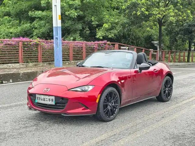 Mazda MX-5 2025 2.0L Manual
