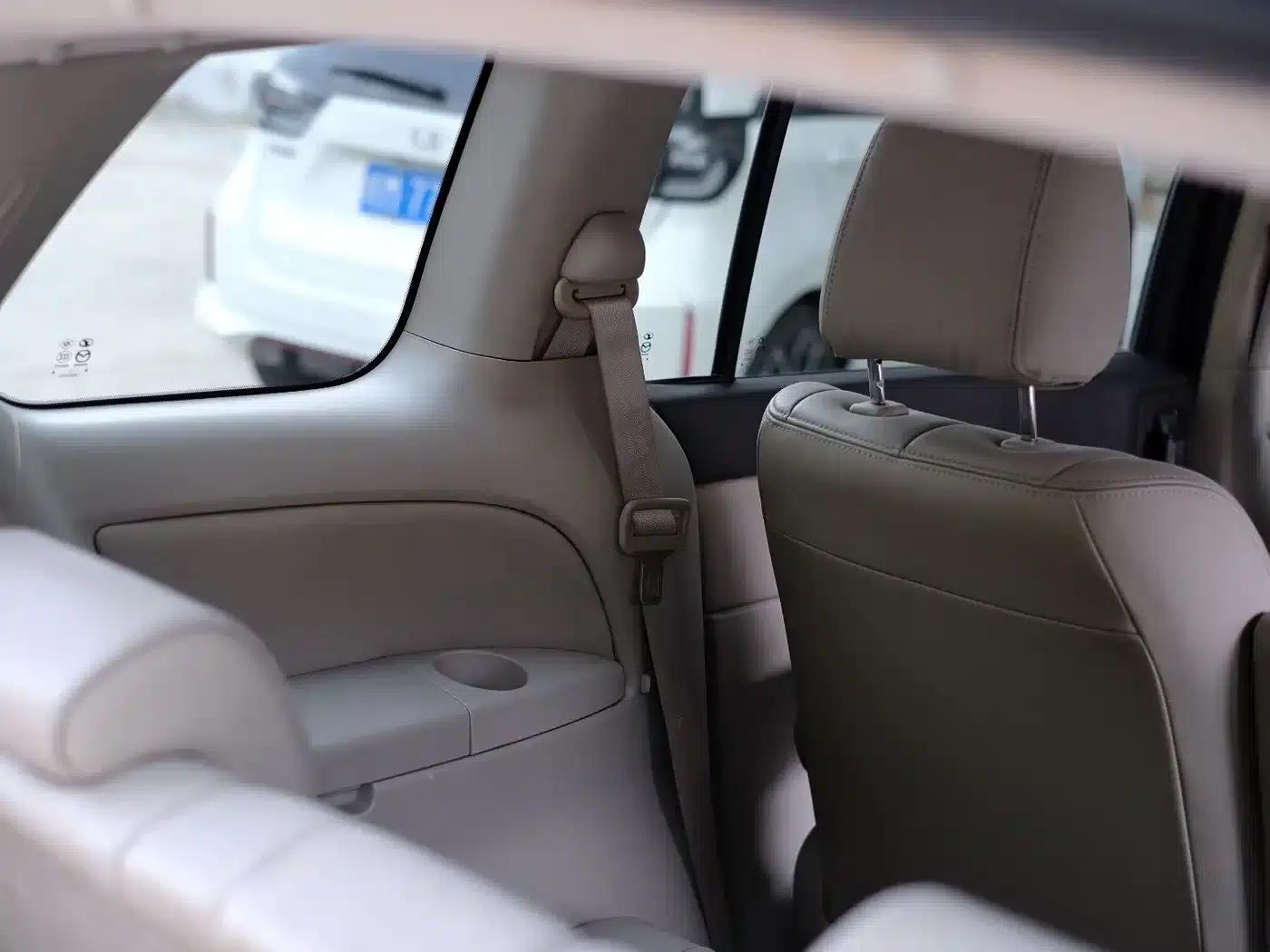 Mazda 8 2011 2.3L Premium Edition — миниатюра 27