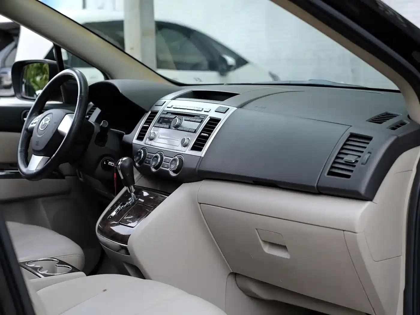 Mazda 8 2011 2.3L Premium Edition — миниатюра 41