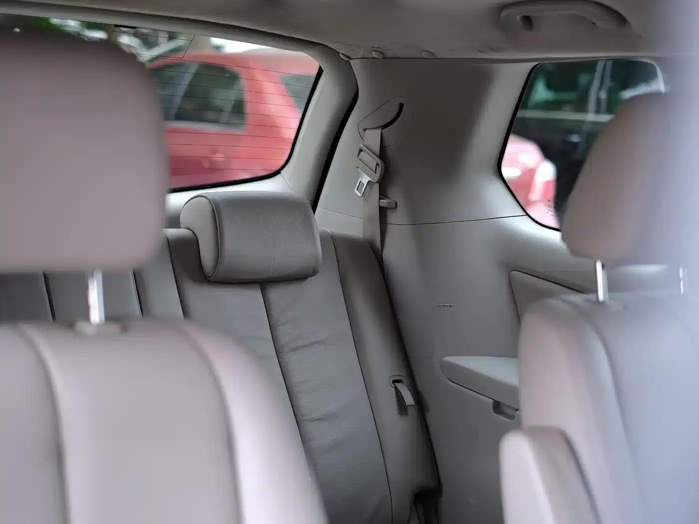 Mazda 8 2011 2.3L Premium Edition — миниатюра 50