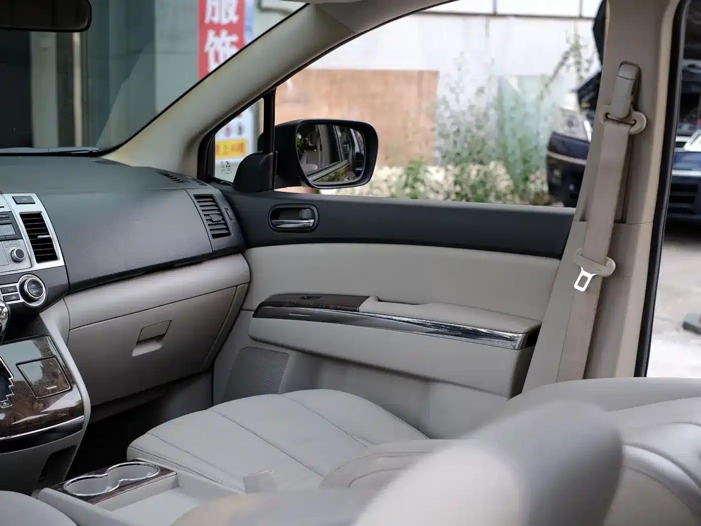 Mazda 8 2011 2.3L Premium Edition — миниатюра 56