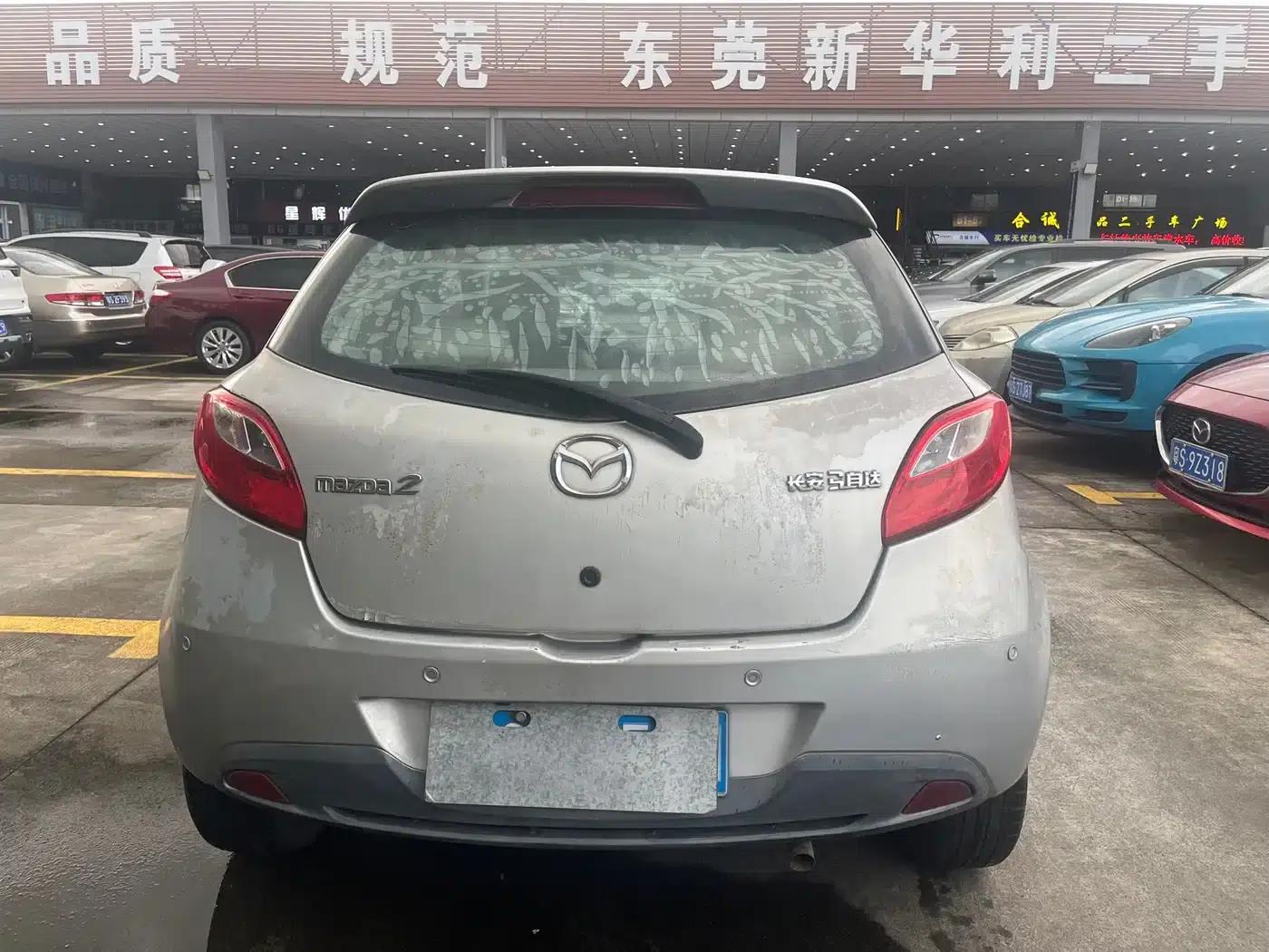 Mazda2 2009 1.5L Automatic Value Edition — миниатюра 8