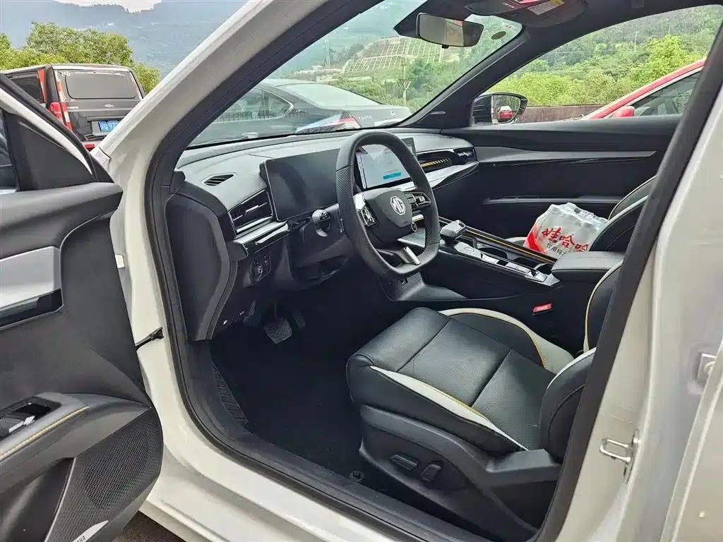 MG5 Scorpio 2022 1.5T Trophy Sport Flagship Edition — миниатюра 3