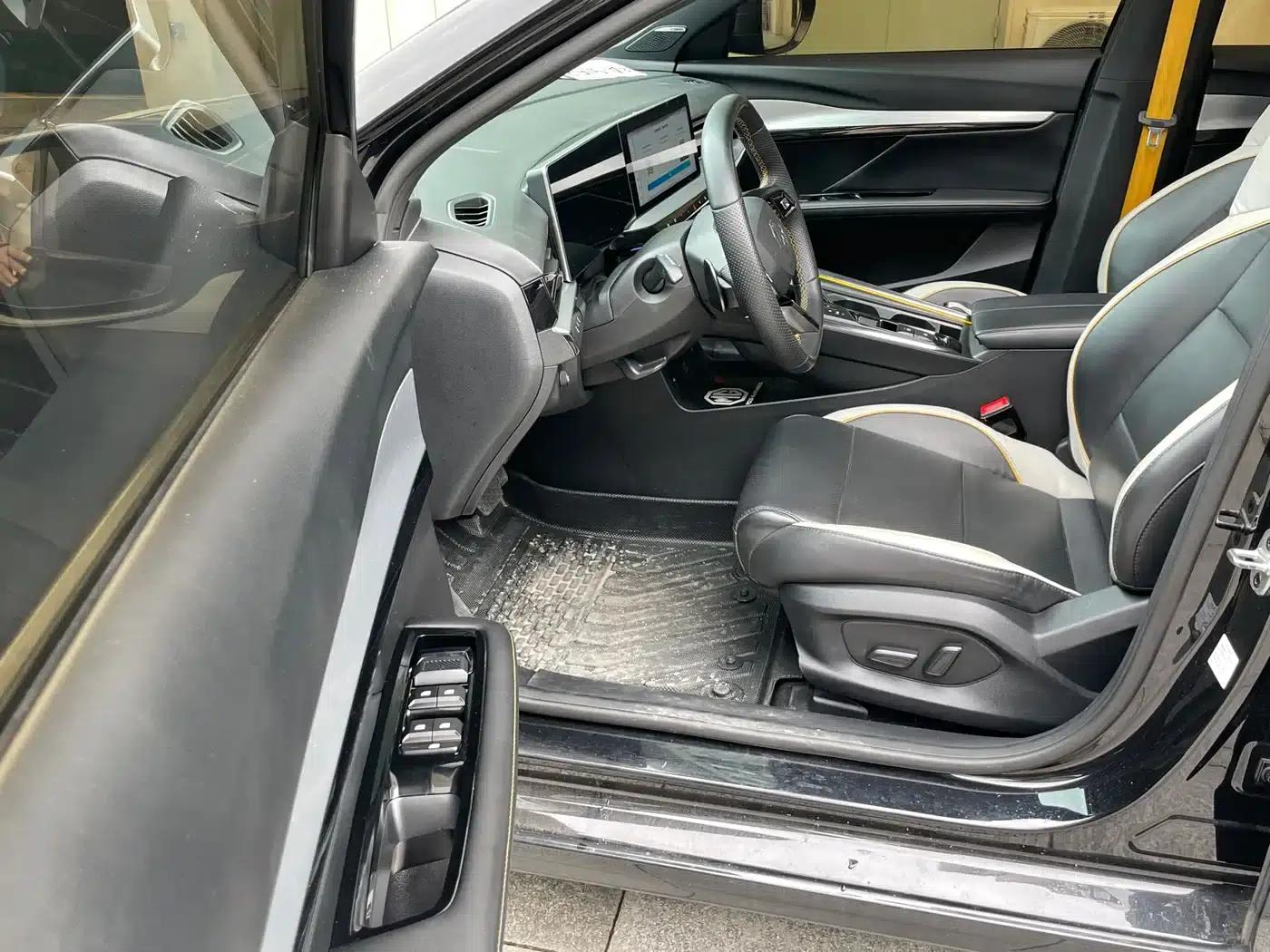 MG5 Scorpio 2022 1.5T Trophy Sport Luxury Edition — миниатюра 8
