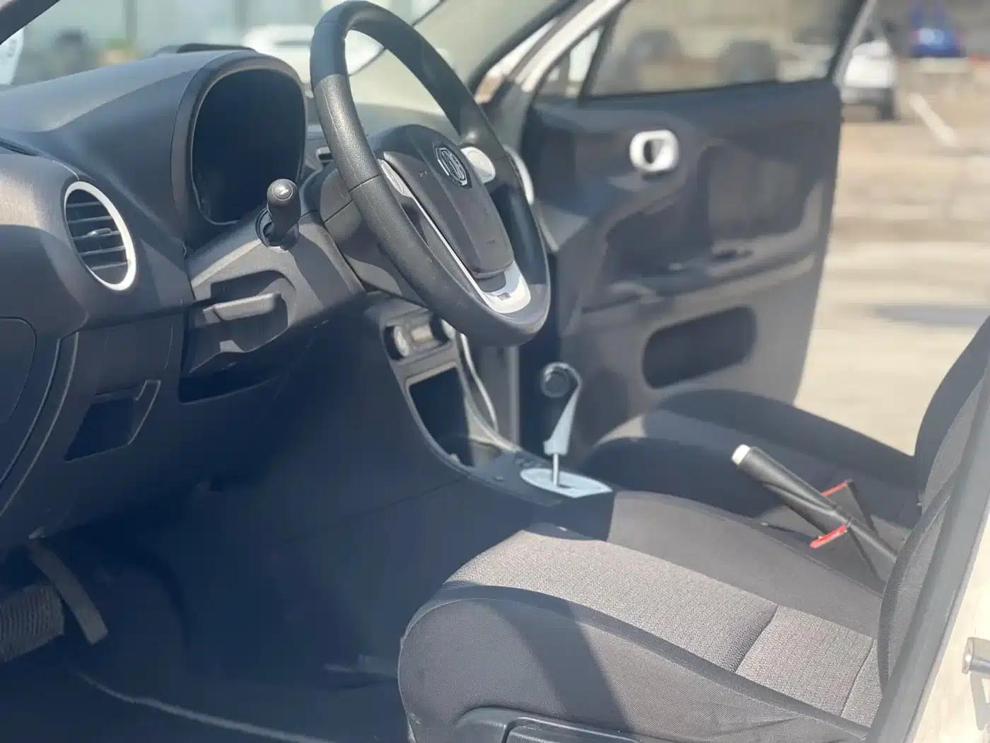 MG3 2013 1.5L AMT Elite Edition — миниатюра 6
