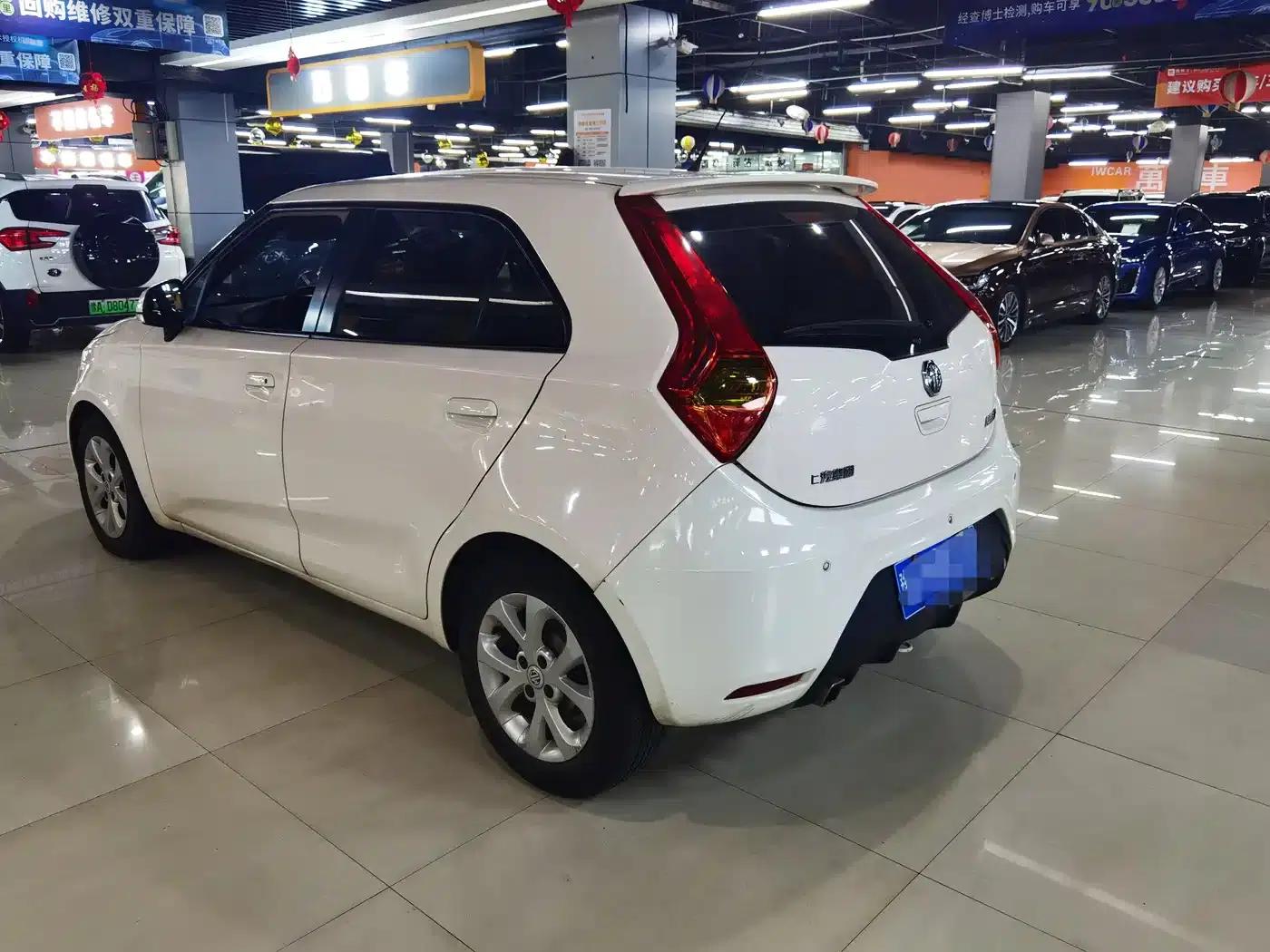 MG3 2014 1.5L AMT Elite Edition — миниатюра 3