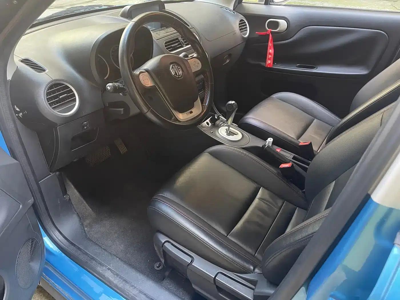 MG3 2014 1.5L AMT Luxury Edition — миниатюра 4