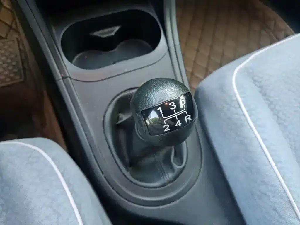 MG3 2014 1.3L Manual Comfort Edition — миниатюра 14