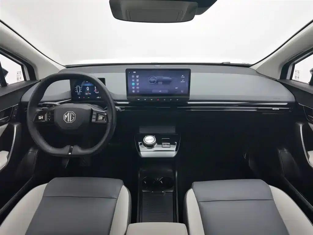 MG4 2023 415km Overseas Champion Edition — миниатюра 5
