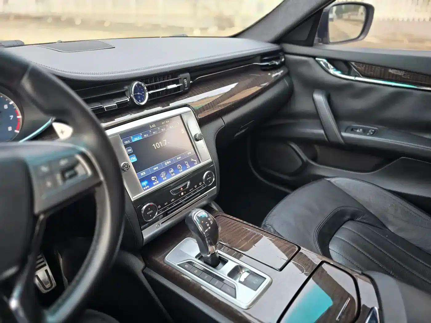 Presidential Edition 2017 3.0T Standard Edition — миниатюра 12