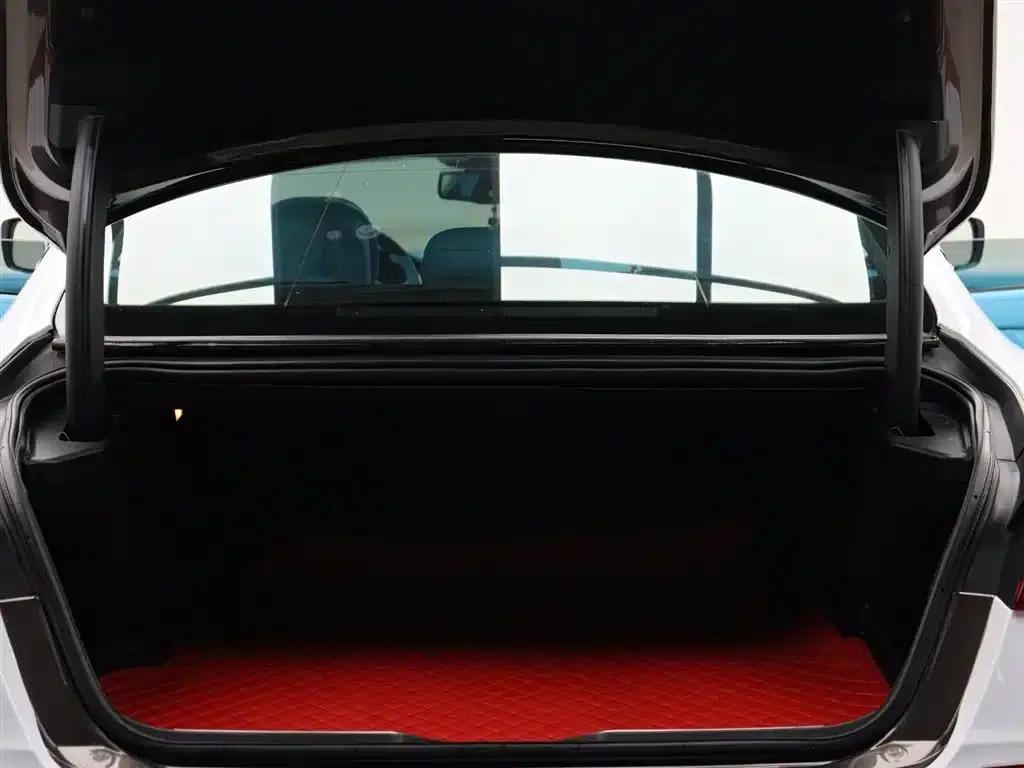 Presidential Edition 2013 3.0T Standard Edition — миниатюра 11