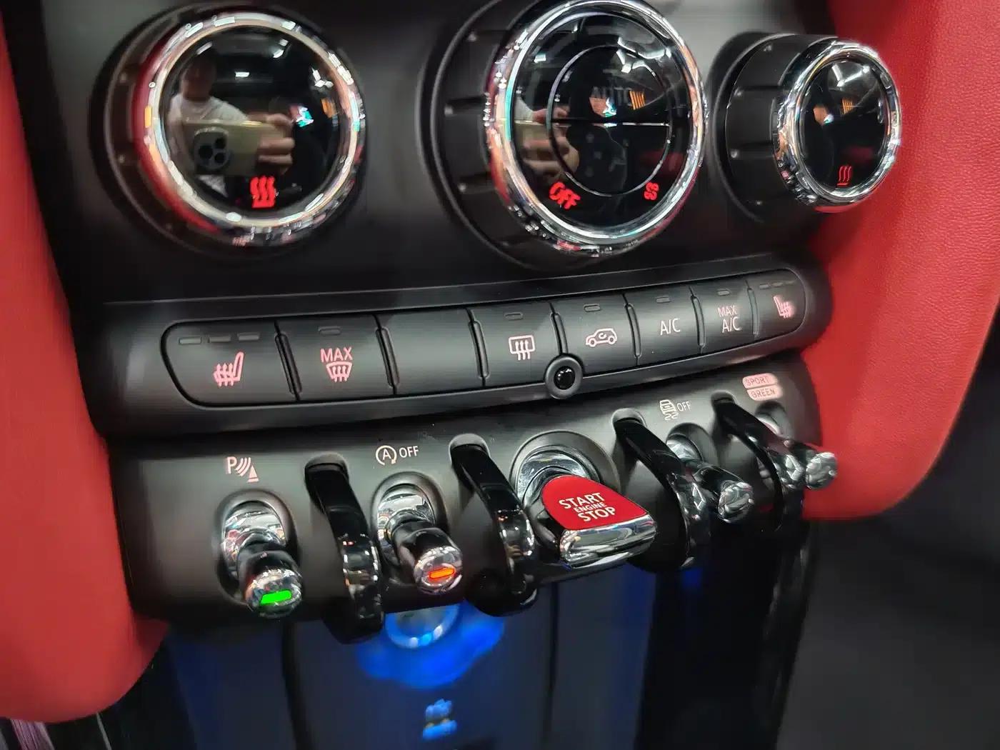 MINI JCW 2021 2.0T JOHN COOPER WORKS ALL-IN — миниатюра 19