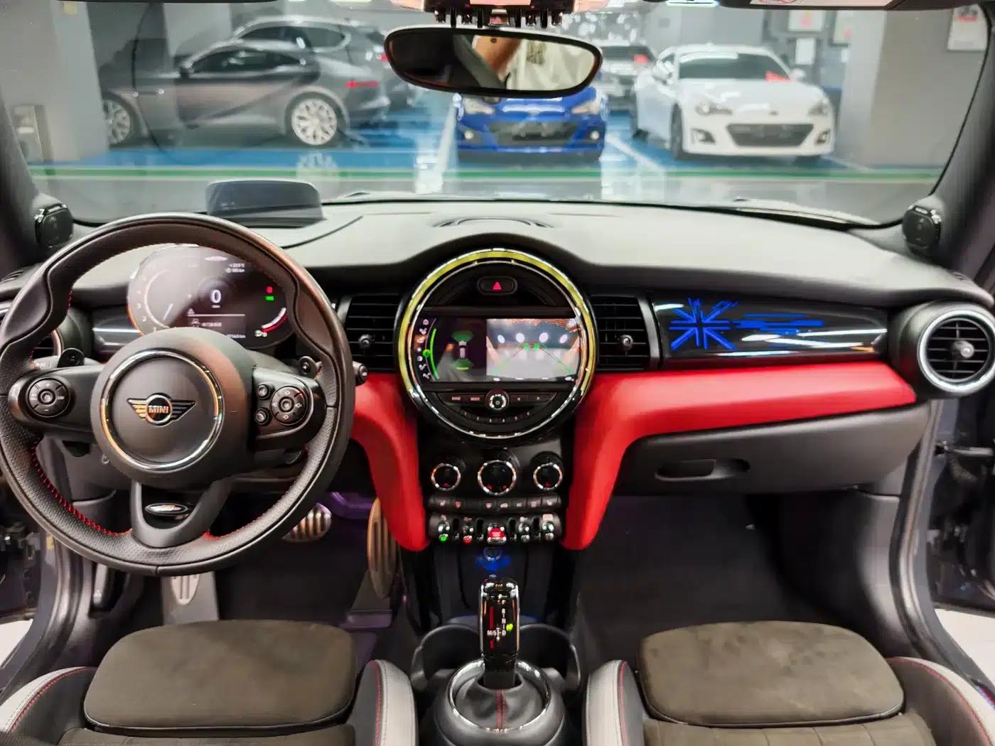 MINI JCW 2021 2.0T JOHN COOPER WORKS ALL-IN — миниатюра 26
